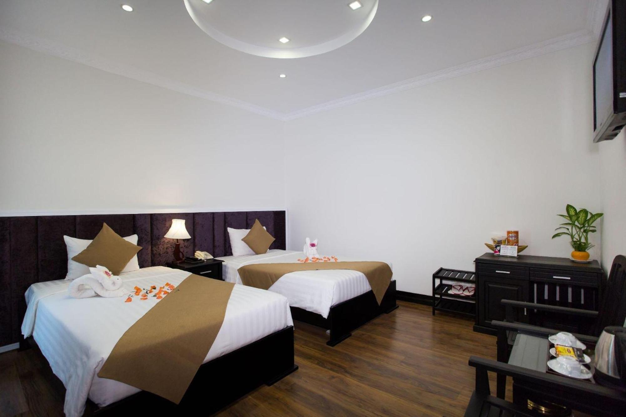Adina 3 Star Hotel Дананг Экстерьер фото