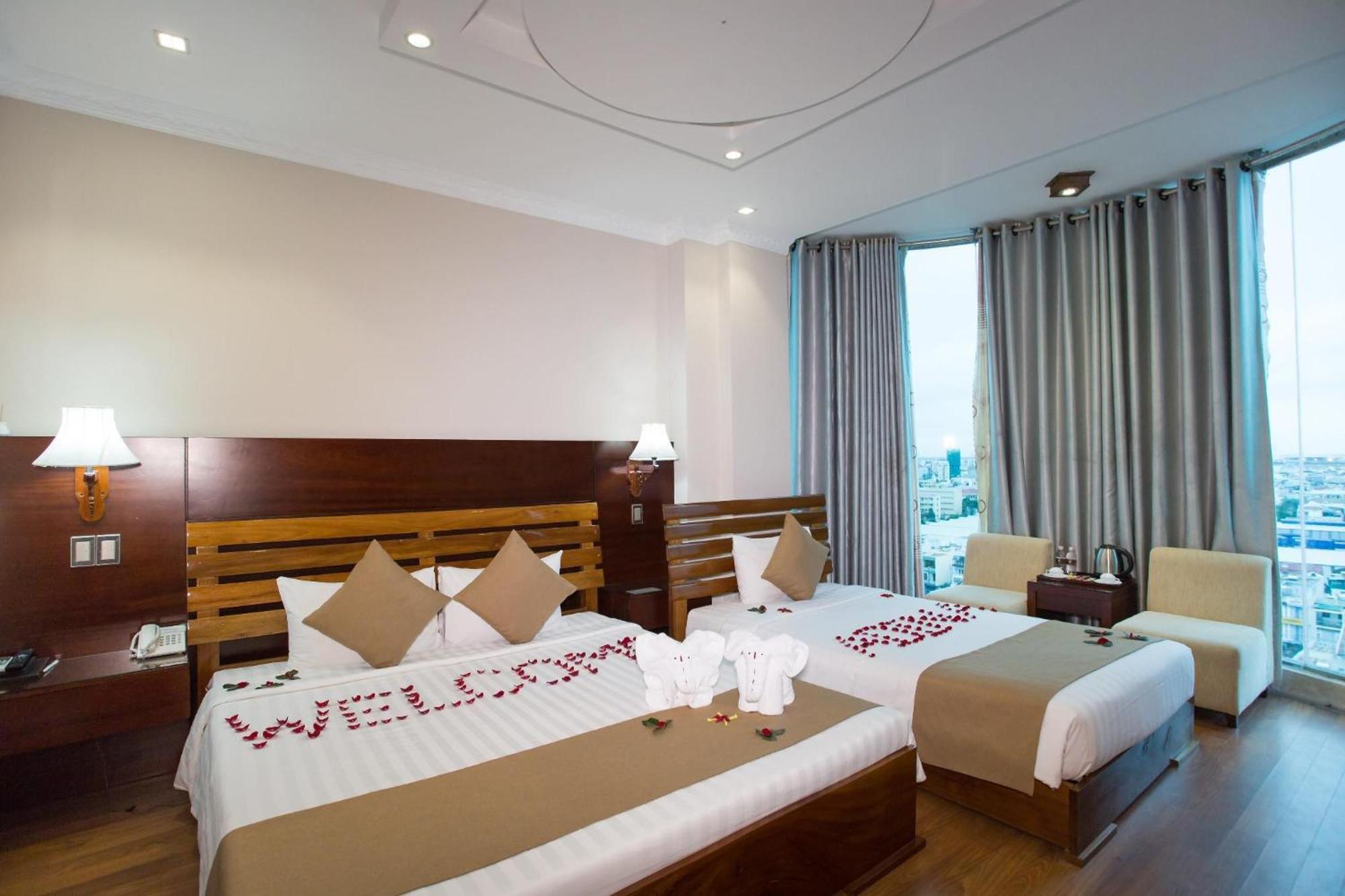 Adina 3 Star Hotel Дананг Экстерьер фото